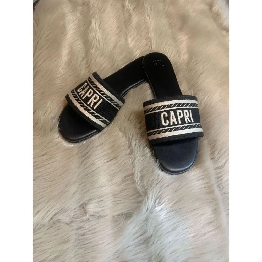 A New Day Women's Capri Nat Slide Sandals Size 9
